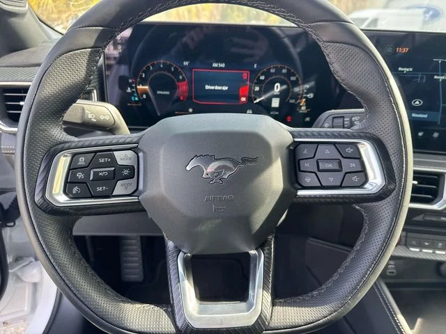 2025 Ford Mustang EcoBoost Premium Fastback - Photo 36
