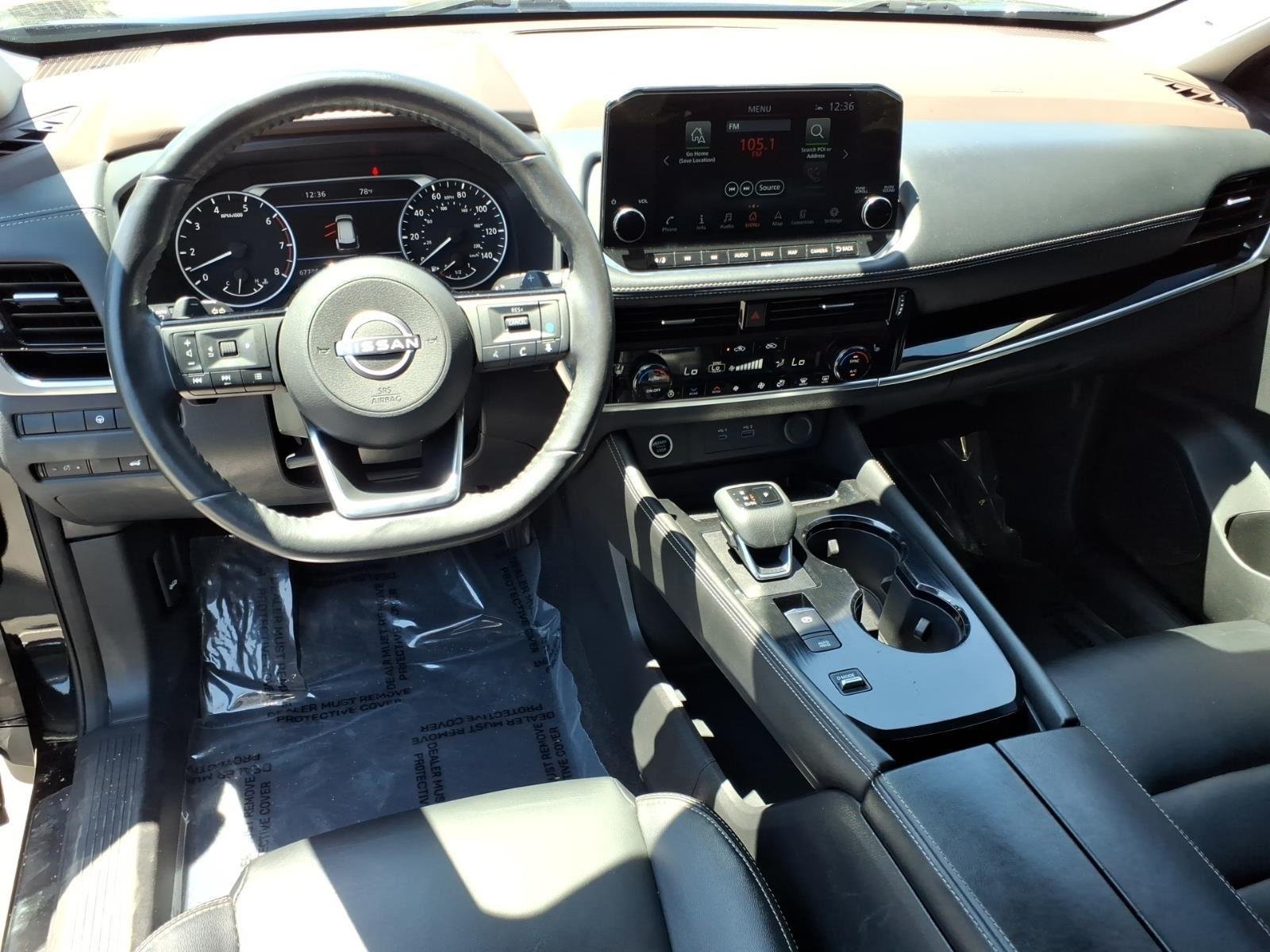 Used 2022 Super Black Nissan SL image 20