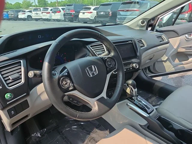 Used 2015  Honda EX-L image 17