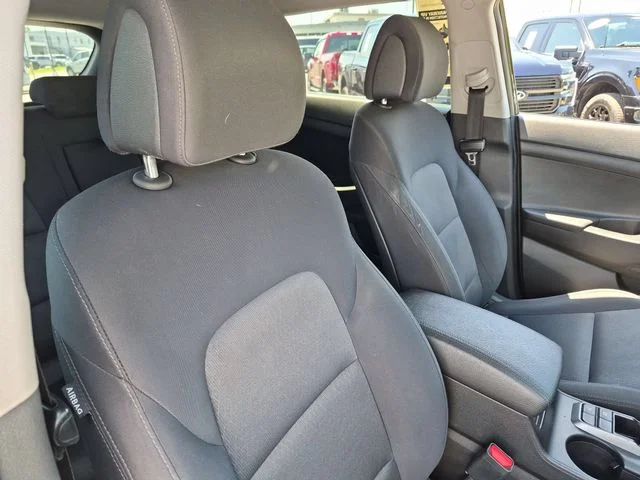 Used 2018 Black Hyundai Sport image 32