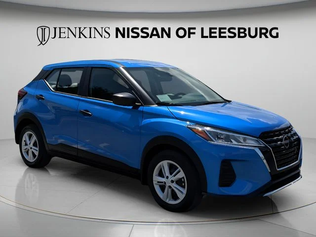 Used 2025 Blue Nissan S image 11