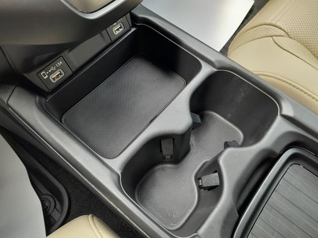 Used 2022 White Honda EX-L image 26