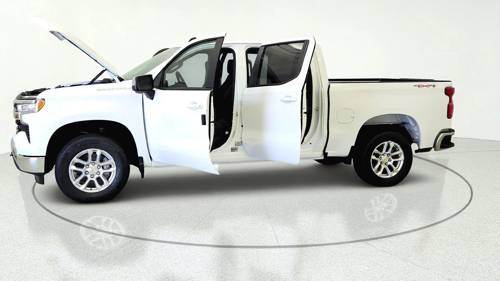 2026 Chevrolet Silverado 1500 LT - Photo 9