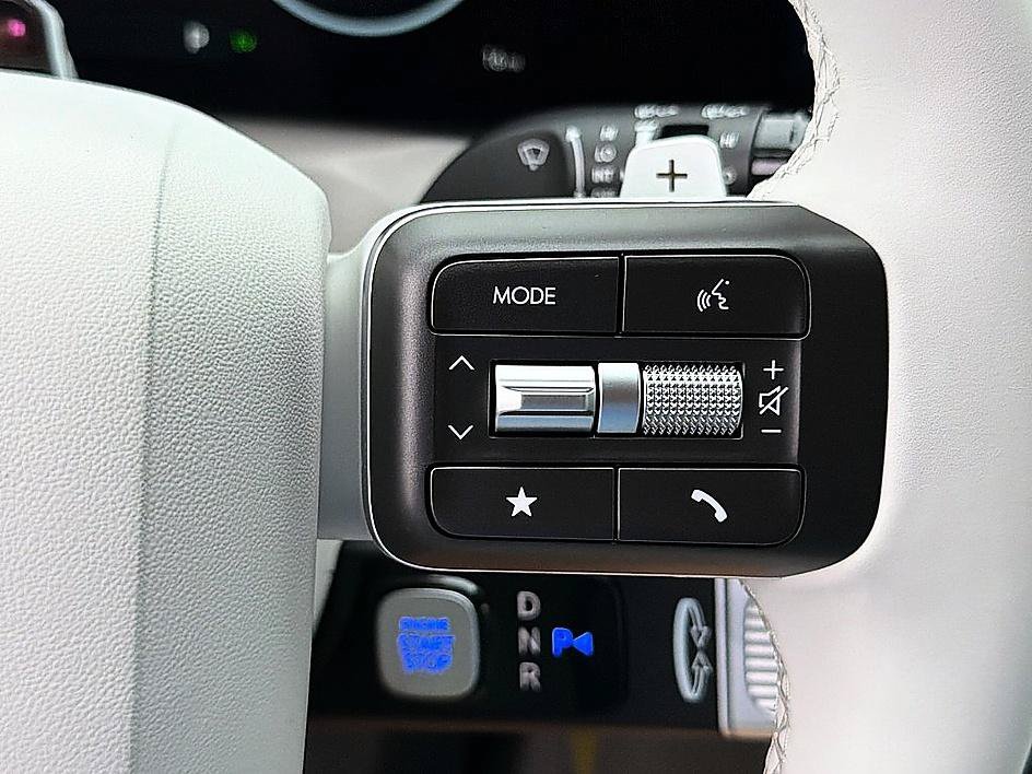 New 2026 Classy Blue Pearl Hyundai SEL 8P image 13