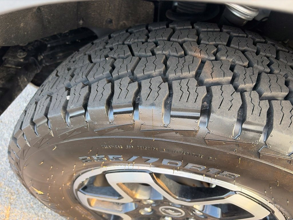 Used 2024 Carbonized Gray Metallic Ford Outer Banks image 44