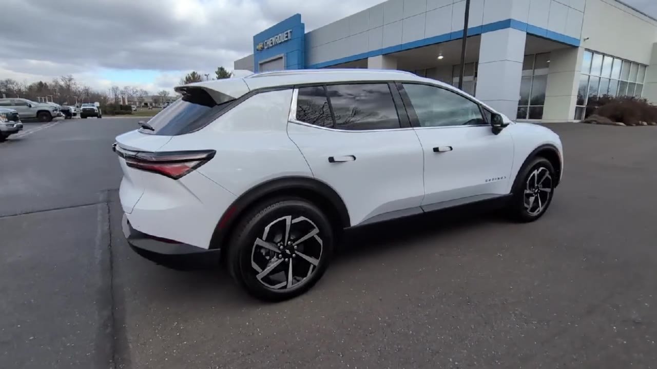 2026 Chevrolet Equinox EV 2LT - Photo 43