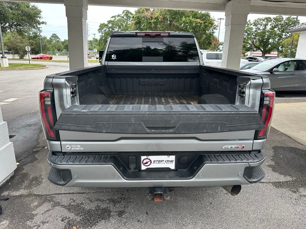 Used 2025 Silver GMC AT4 image 32