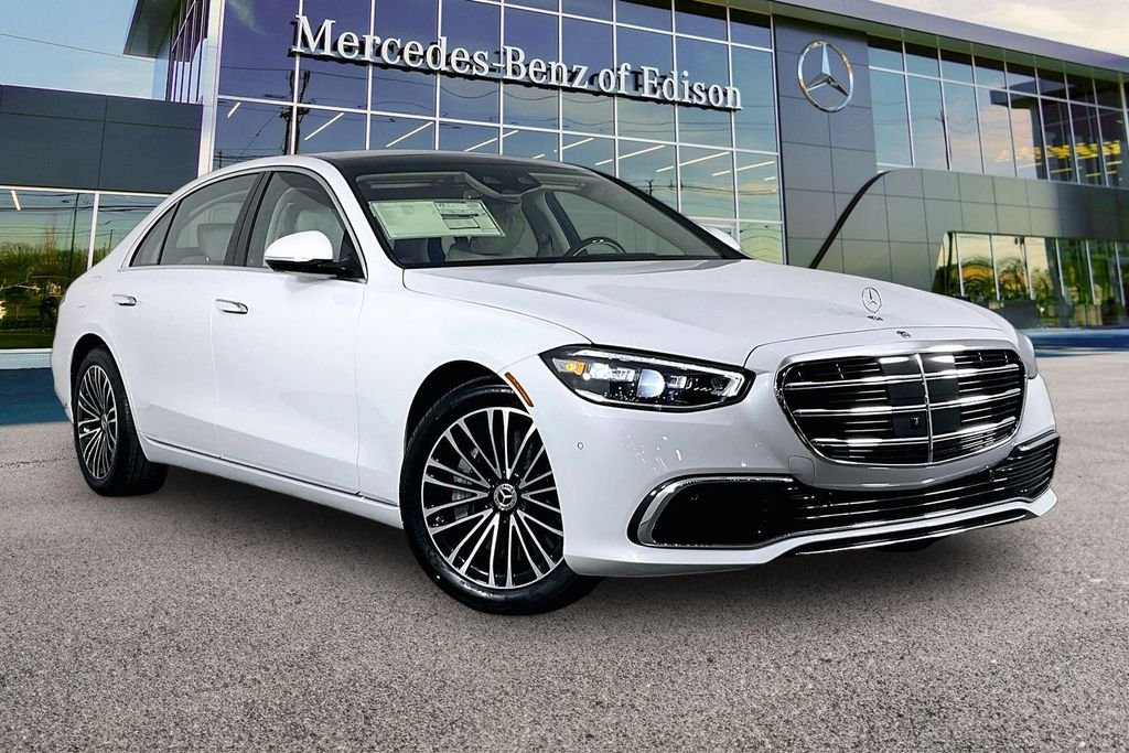 2026 Mercedes-Benz S-Class S 500 4MATIC's photo