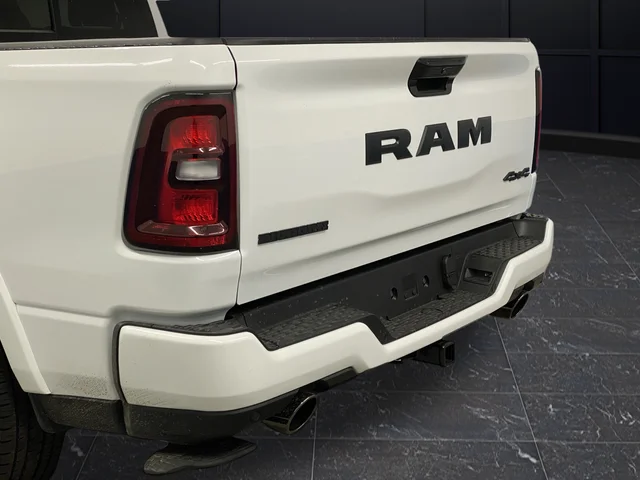 New 2026 Bright White Clear-Coat Exterior Paint RAM Big Horn/Lone Star image 35