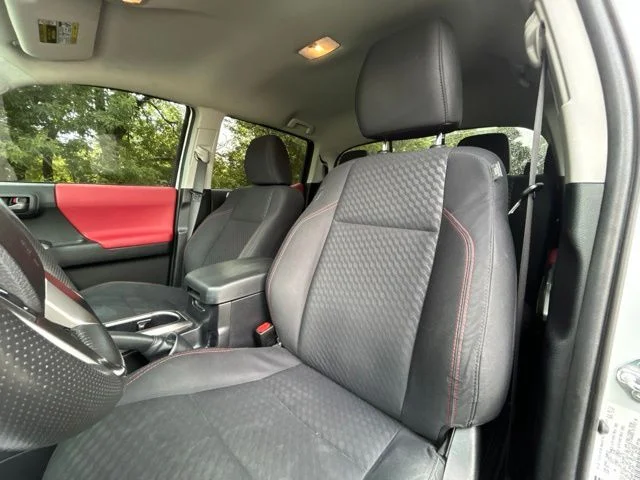 Used 2022 White Toyota SR5 image 24