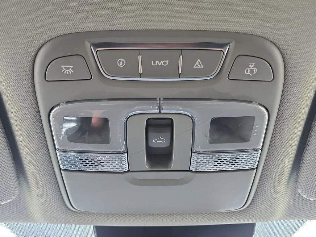 Used 2022 Silver Kia EX image 29