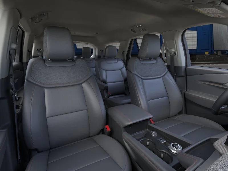 New 2026 Star White Metallic Tri-Coat Ford Active image 11