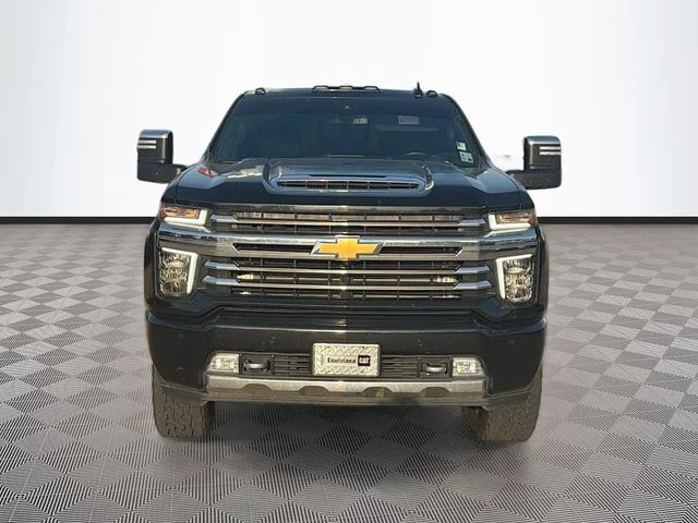 Used 2022 Black Chevrolet High Country image 2