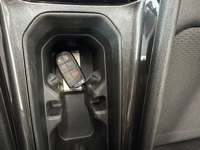 Used 2024 Black Jeep Latitude image 21