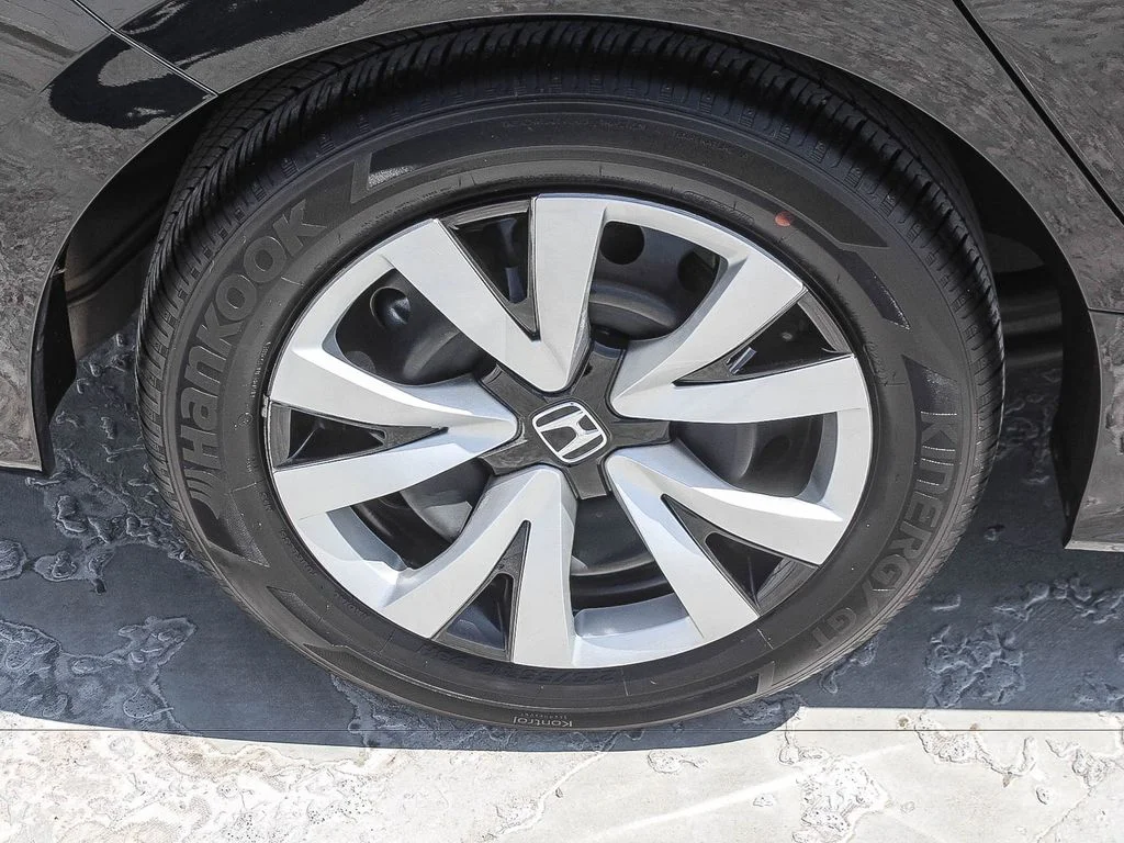 2024 Honda Civic LX - Photo 9