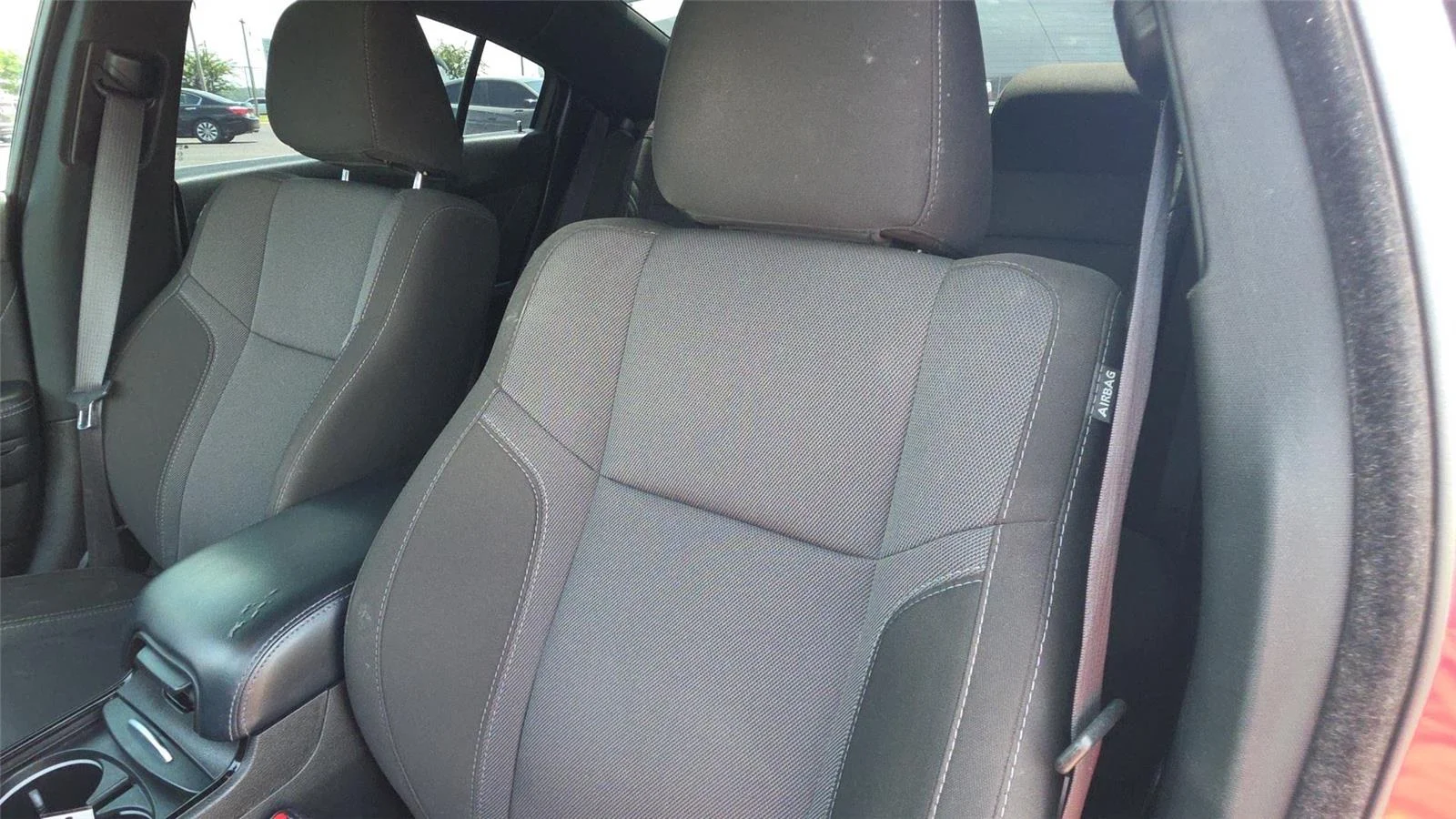 Used 2022 Granite Pearlcoat Dodge SXT image 26
