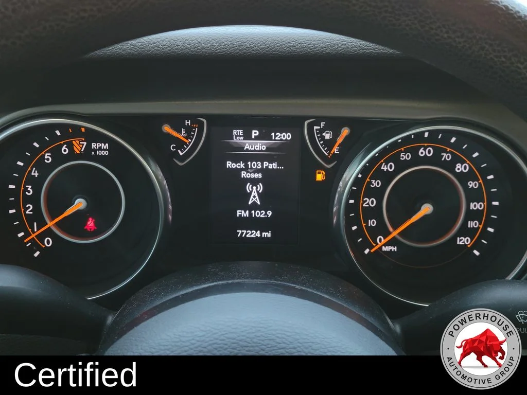 Used 2018 White Jeep Unlimited Sport image 33