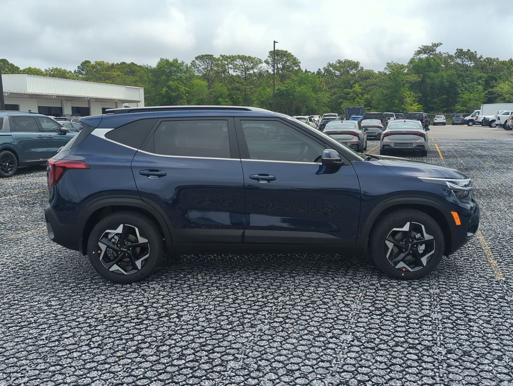 New 2026 Dark Ocean Blue Kia EX image 8