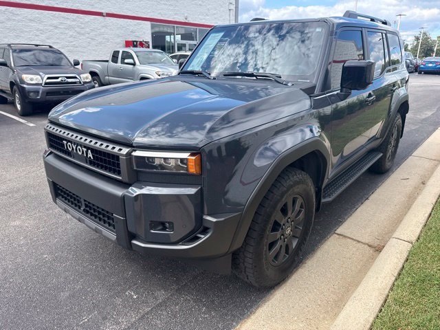 Used 2024  Toyota Base image 3