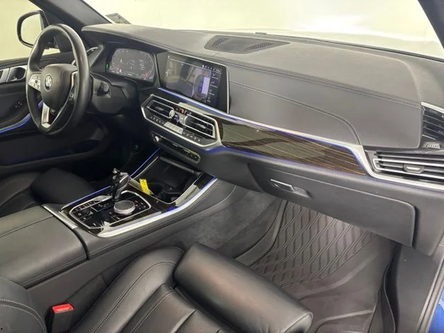 Used 2019 Blue BMW xDrive40i image 42