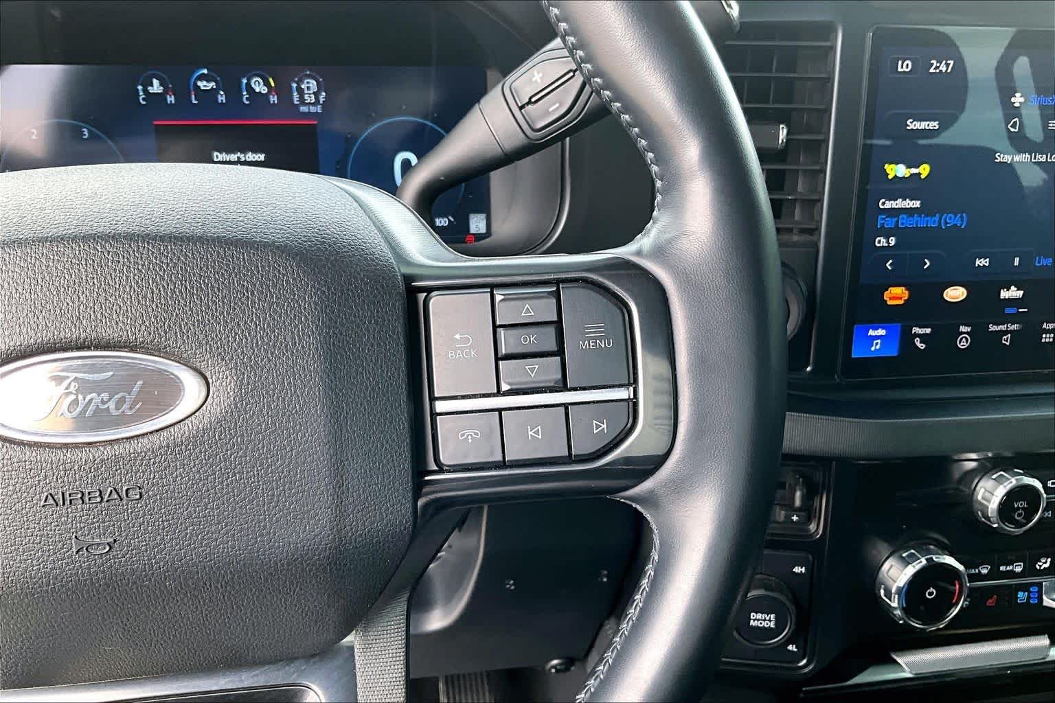 Used 2025 Agate Black Metallic Ford Platinum image 21