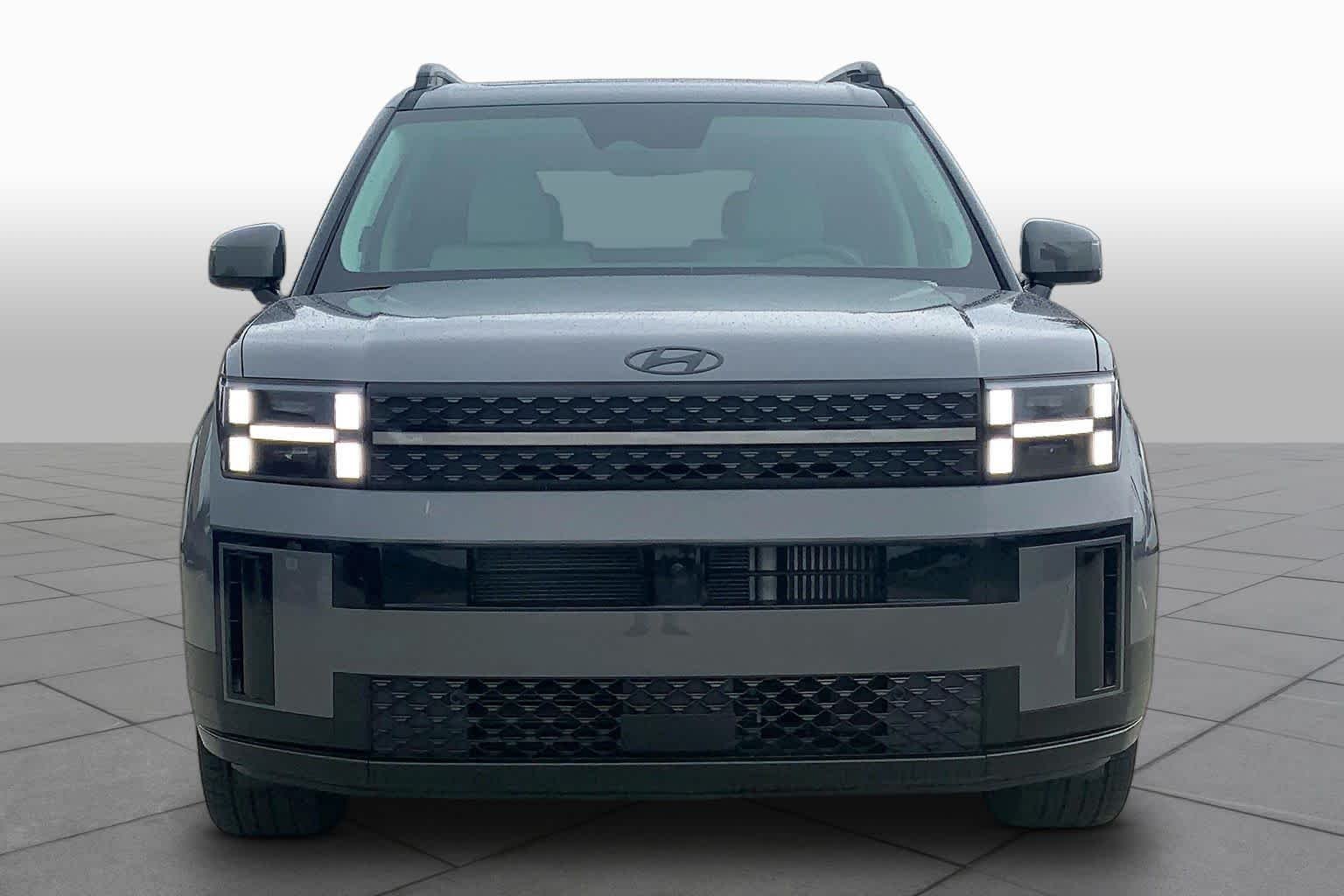 Used 2026 Hampton Gray Hyundai Calligraphy image 4