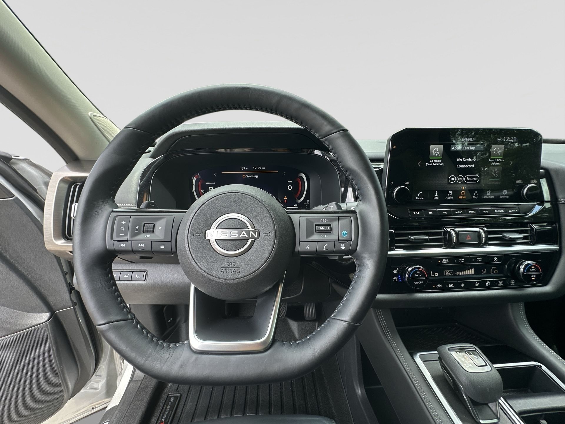 2024 Nissan Pathfinder Platinum - Photo 11