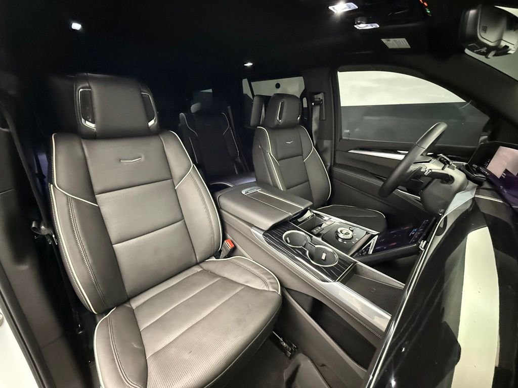 Used 2026 White Cadillac Sport image 86