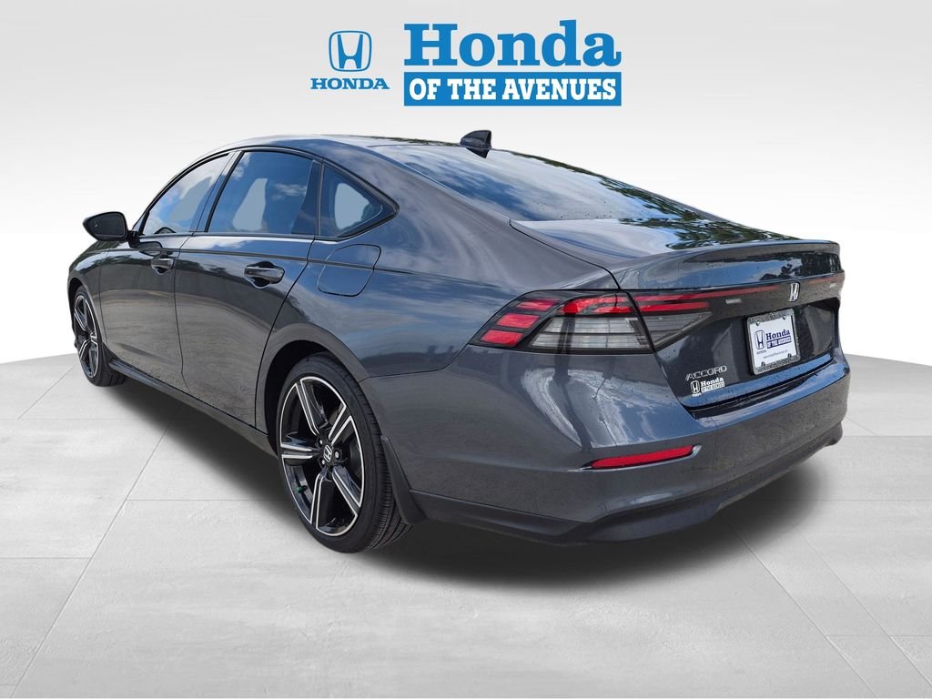 New 2026 Meteorite Gray Metallic Honda SE image 5