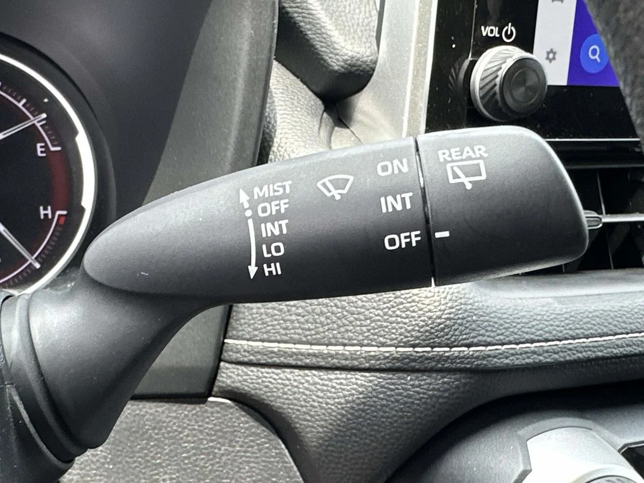 Used 2025 Midnight Black Metallic Toyota LE image 28