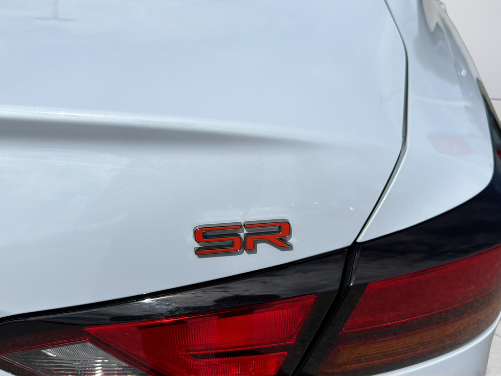 Used 2023 Pearl Nissan 2.5 SR image 18
