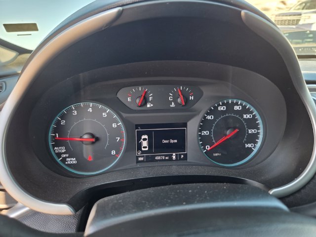 Used 2024 White Chevrolet LT image 18