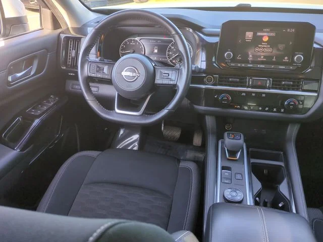 Used 2022 White Nissan SV image 30