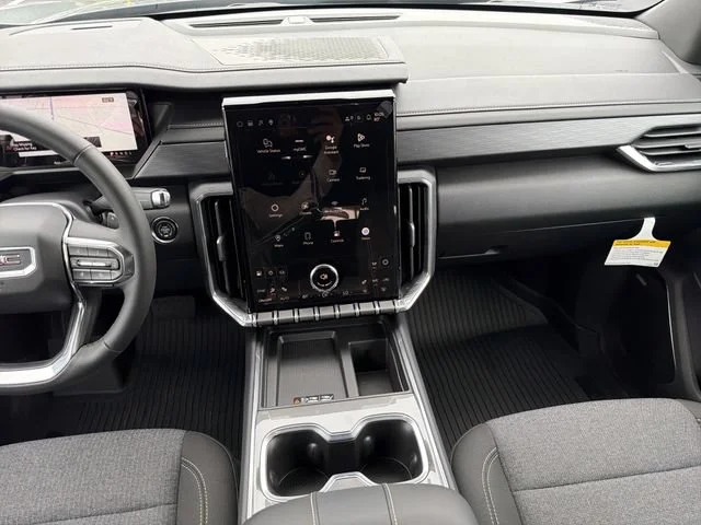 New 2026 Sterling Metallic GMC Elevation image 15