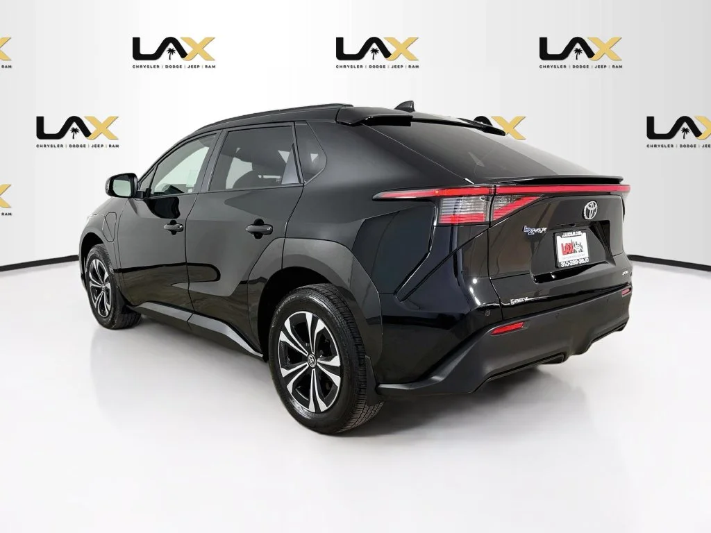 Used 2024 Black Toyota XLE image 5
