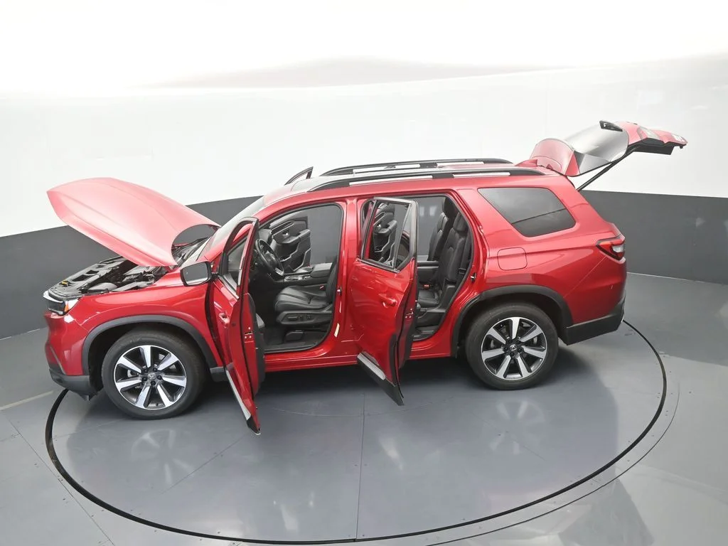Used 2024 Radiant Red Metallic II Honda Touring image 74