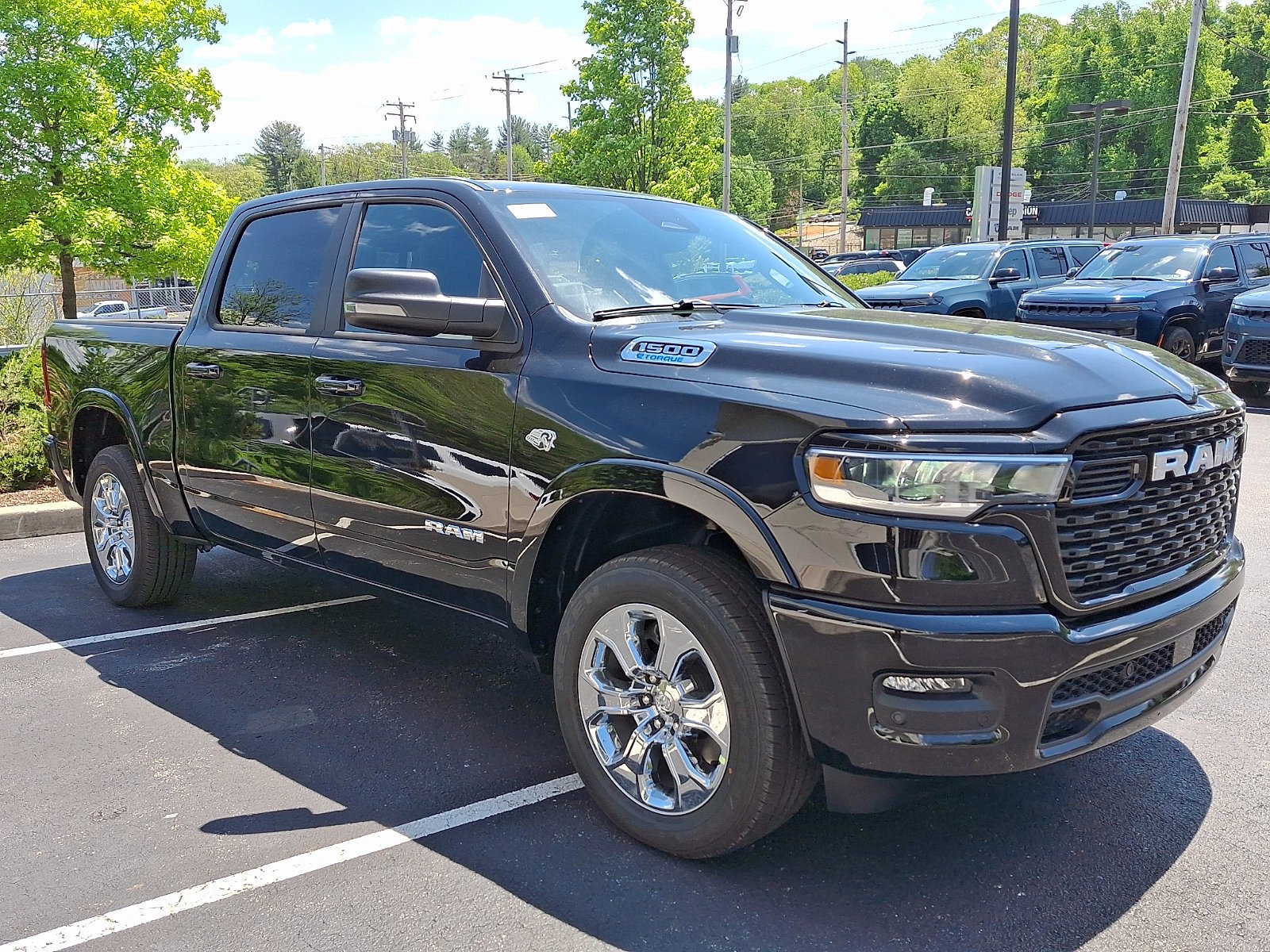New 2026 Diamond Black Crystal Pearl-Coat Exterior Paint RAM Big Horn image 2