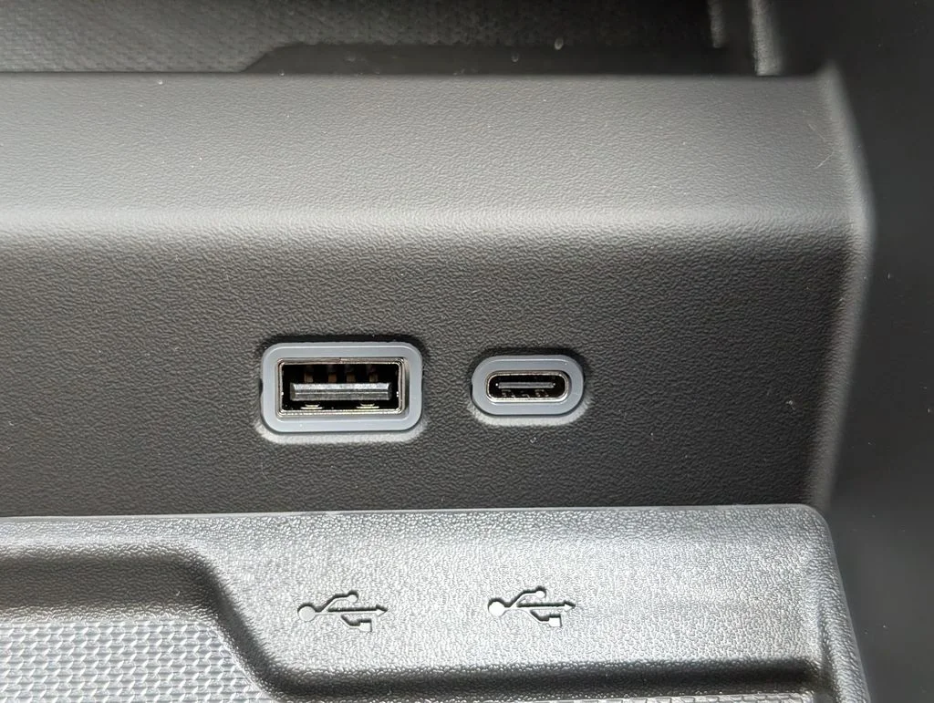 2026 Chevrolet Tahoe Z71 - Photo 33