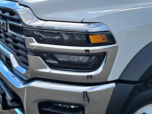 New 2026 Bright White Clearcoat RAM Tradesman image 29
