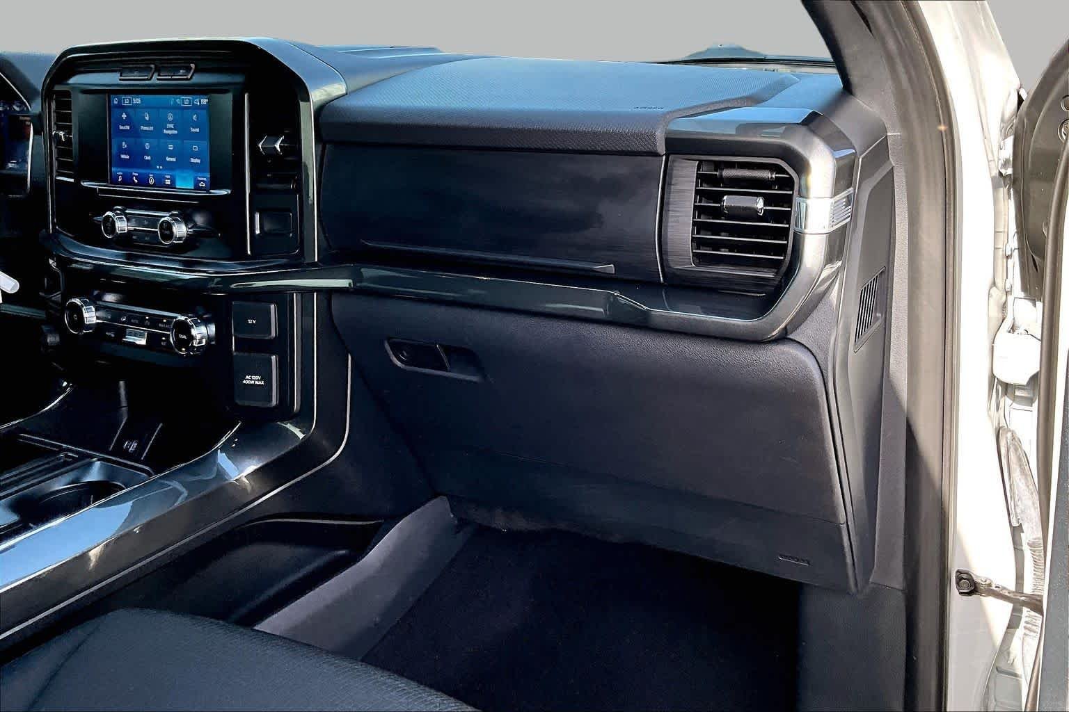 Certified Used 2023 Avalanche Gray Ford XLT image 19