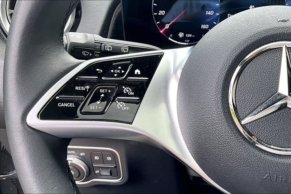 Used 2026 Gray Mercedes-Benz GLB 250 image 20