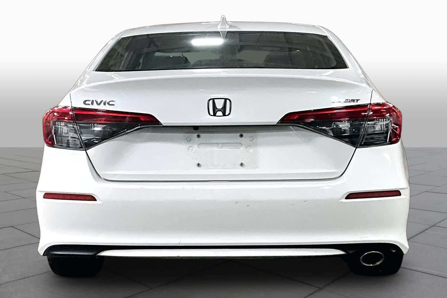 Used 2022 Platinum White Pearl Honda Sport image 5
