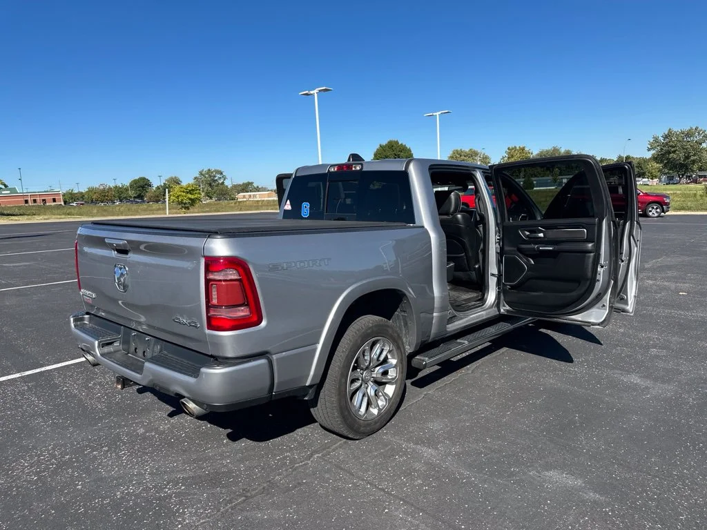 Used 2020 Silver Ram Laramie image 15