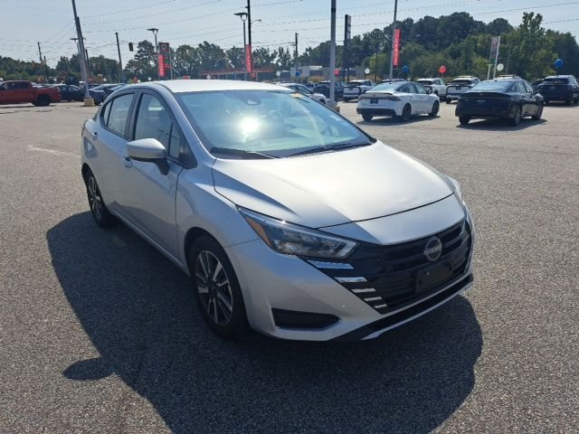 Used 2025 Silver Nissan 1.6 SV image 1