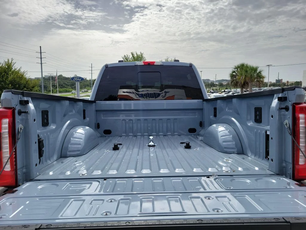 New 2026 Glacier Gray Metallic Tri-Coat Ford F-250® King Ranch® image 7