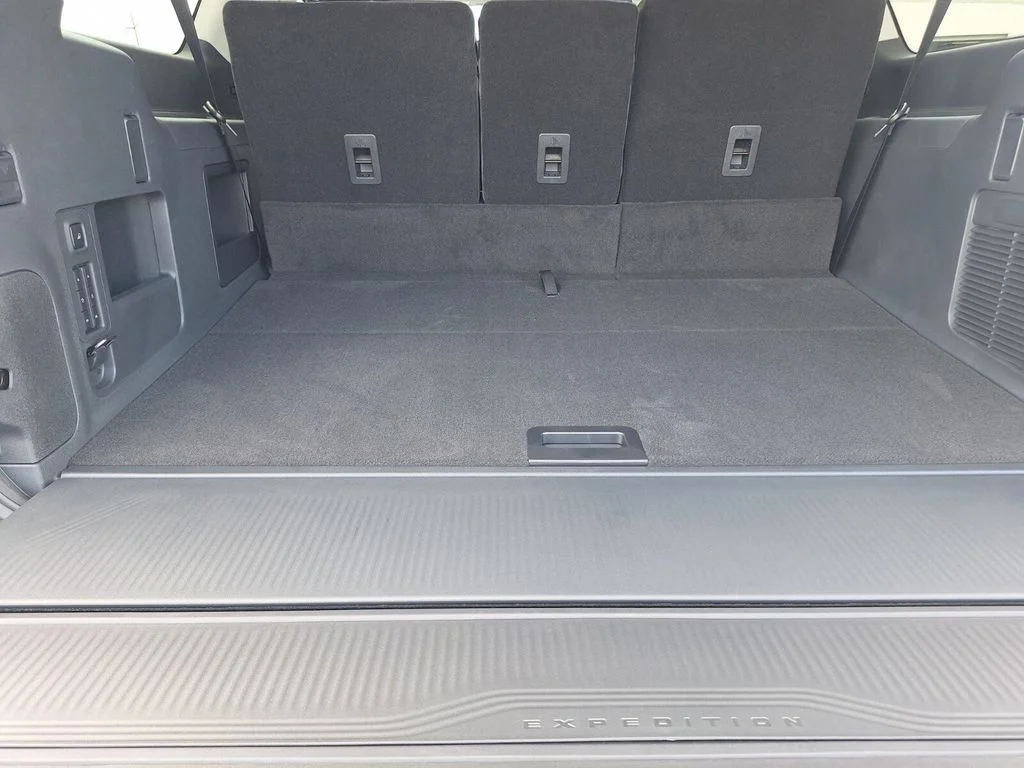New 2027 Dark Matter Gray Metallic Ford MAX Active image 30