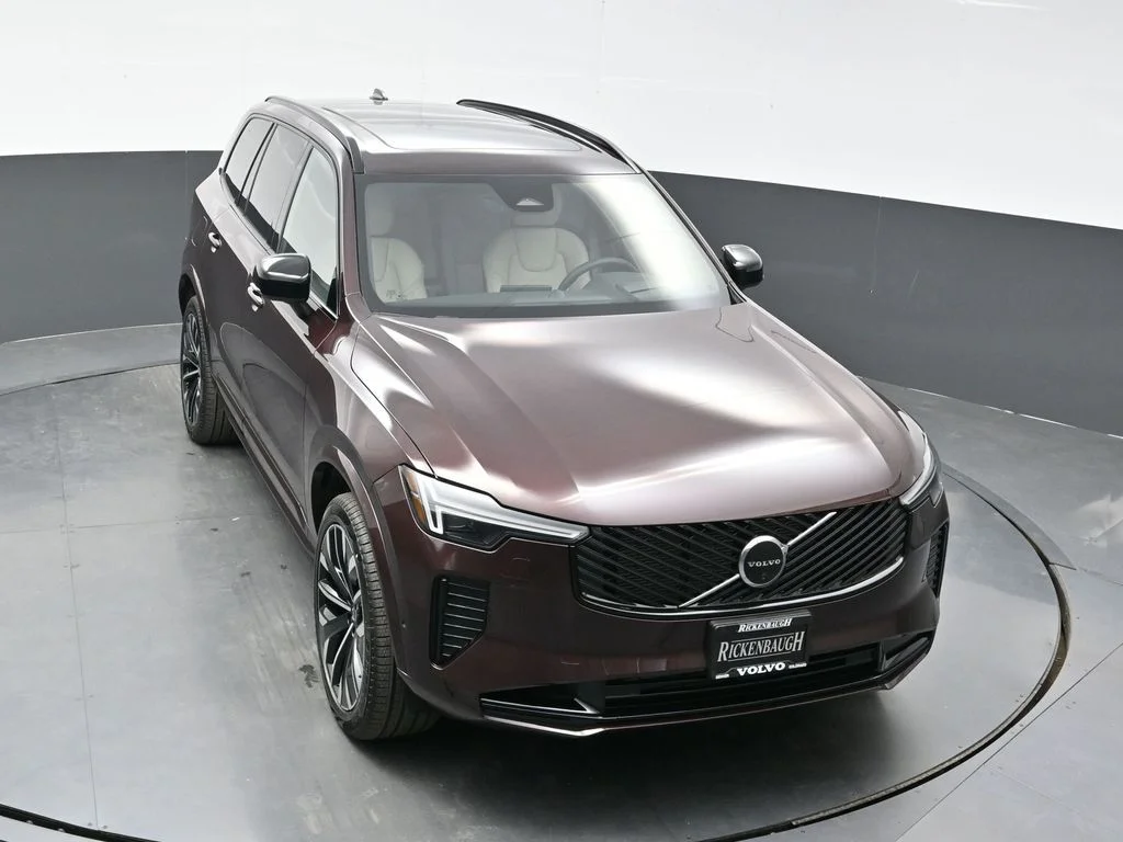 New 2026 Mulberry Red Volvo T8 Ultra image 34