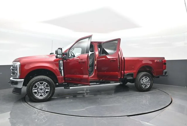 New 2026 Ruby Red Metallic Tinted Clearcoat Ford F-250® Lariat® image 30