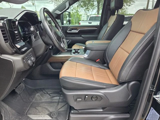 2025 Chevrolet Silverado 2500HD High Country - Photo 5
