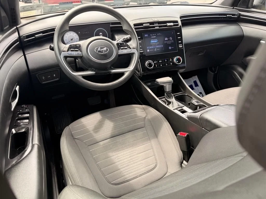 Used 2023 Beige Hyundai SEL image 7